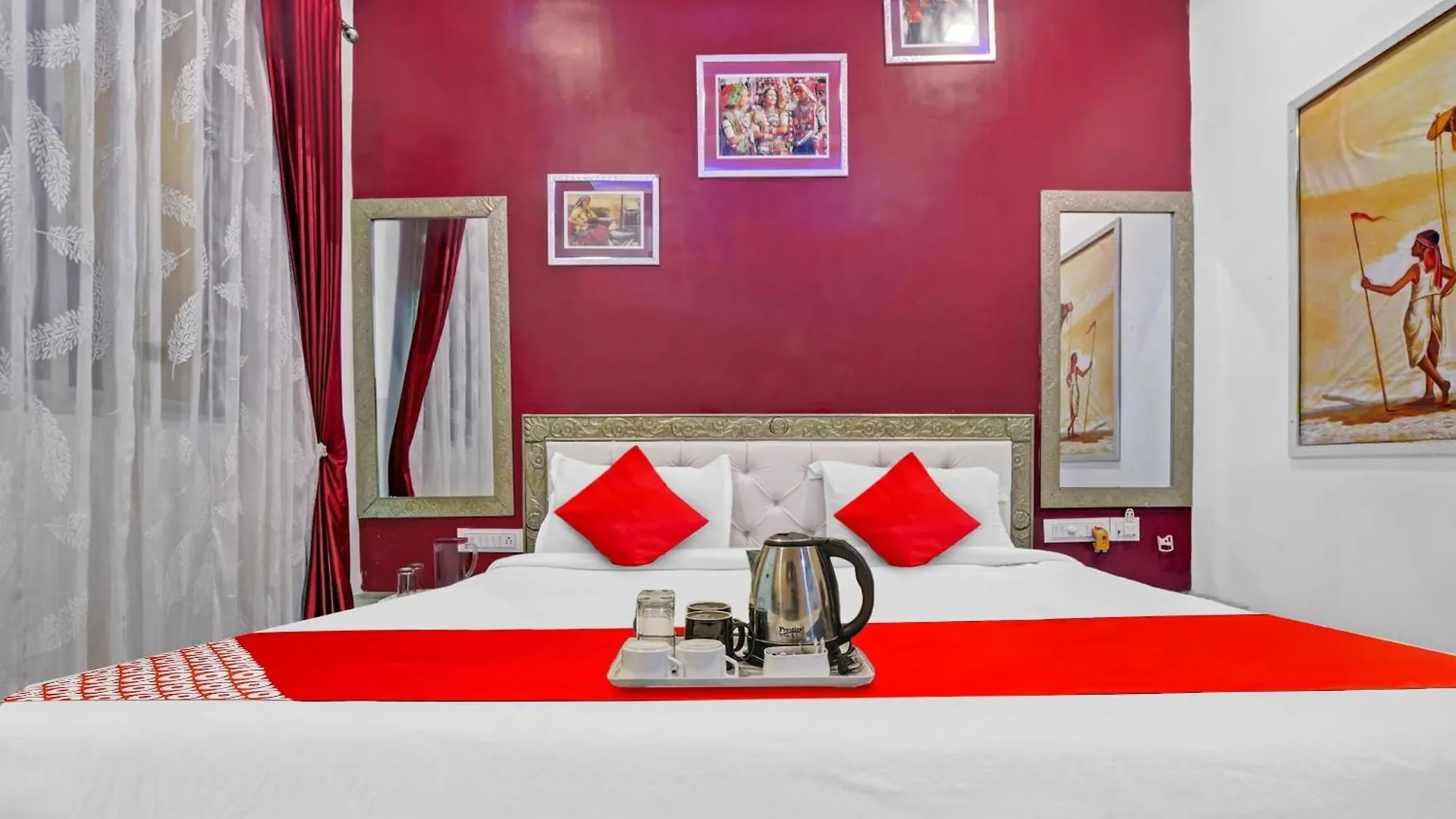 Hotel O Udaipur Palace India
